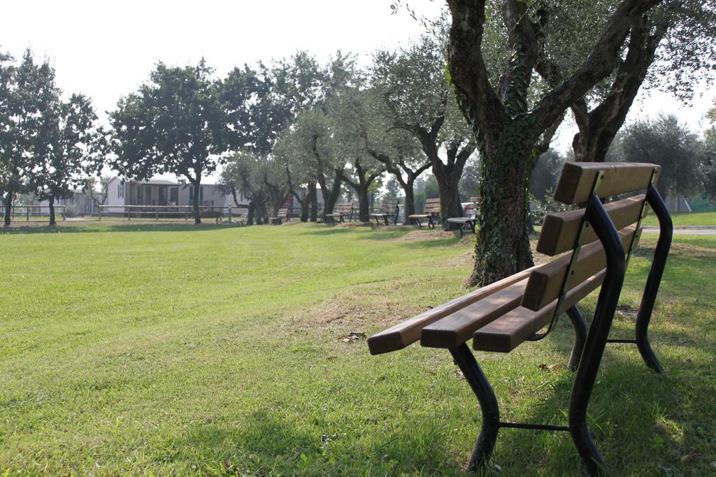 Moniga del Garda Camping Piantelle מראה חיצוני תמונה